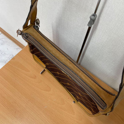 Old Gucci Shoulder Bag Vintage A25-1846