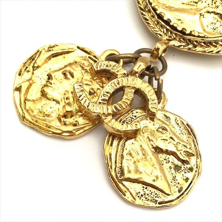 Chanel CC Logo Coin Motif Brooch Gold