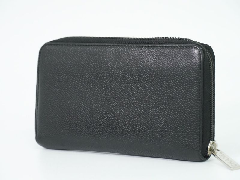 Authentic Chanel Coco Mark Round Zipper Long Wallet Long Wallet Caviar Skin