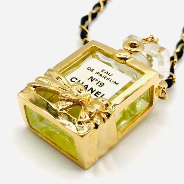 Chanel Perfume Necklace Ribbon Gold