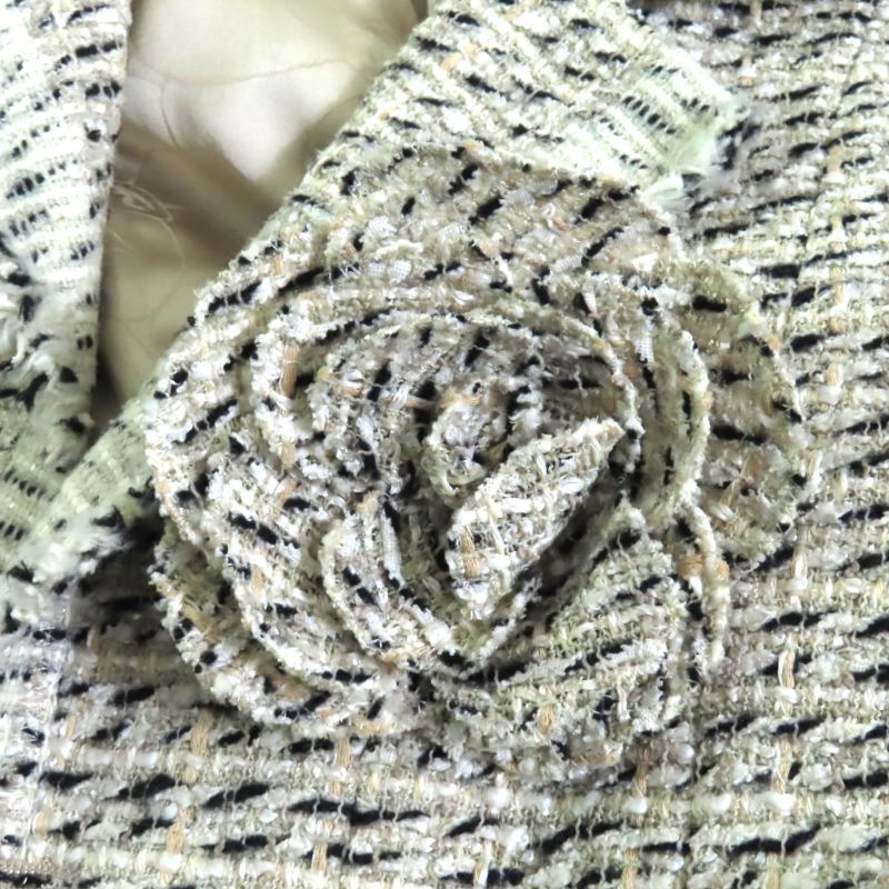 CHANEL Vintage 04A P23949/p23976 Tweed Jacket + Skirt Setup Suit With