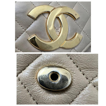 CHANEL Vintage Beige Lambskin Envelope Quilted Shoulder Bag Flap Chain