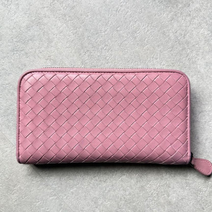 Bottega Veneta Round Zipper Long Wallet Intrecciato Pink Long Wallet Calf