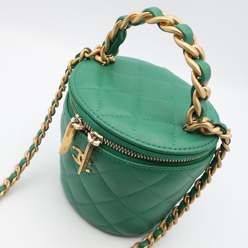 Chanel Mini Vanity Bag Green Lambskin Chain Shoulder Gold Hardware