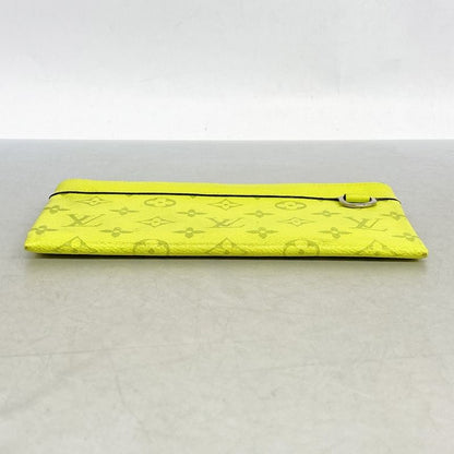 Louis Vuitton Pouch Taiga Llama Pochette Discovery PM M30281 Jeanne Men's