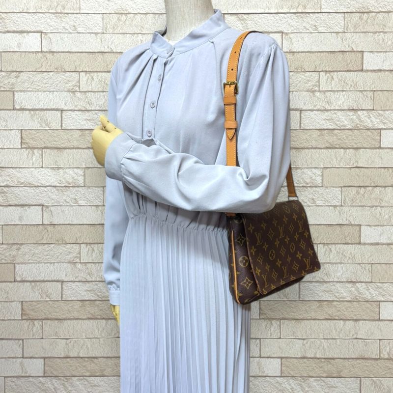 Louis Vuitton Musette Tango Short Monogram Shoulder Bag Monogram Canvas M51257