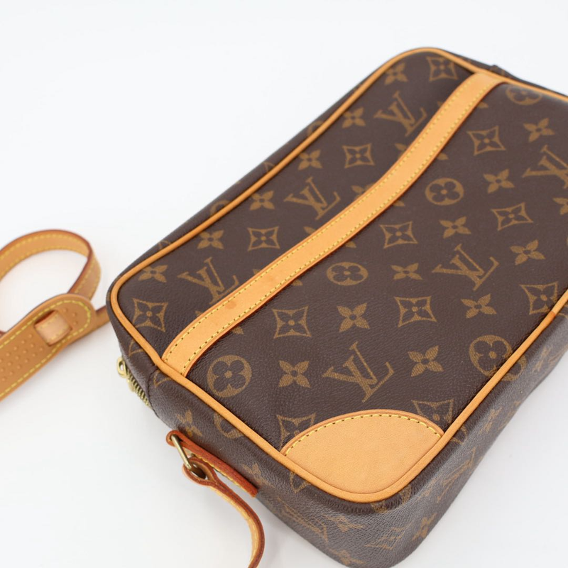 Louis Vuitton Monogram Trocadero 27 Shoulder Bag