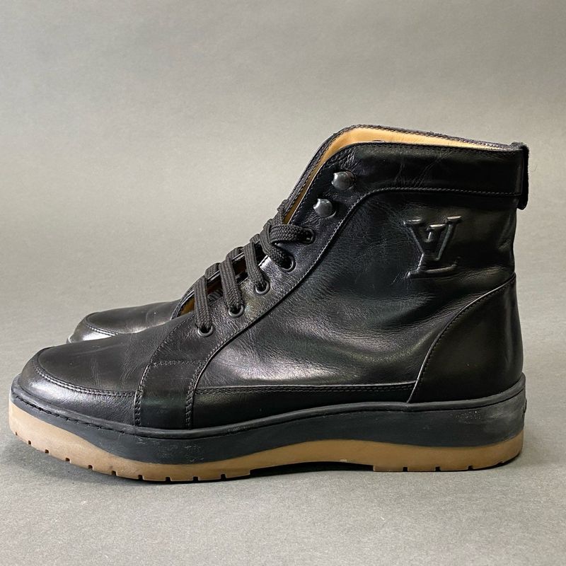 Louis Vuitton LV Logo Lace Up Boots Shoes 7 Black Leather
