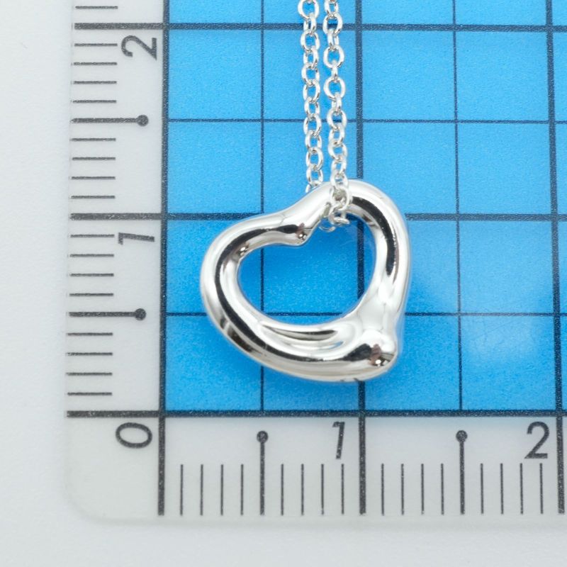 11mm (0.43in) Tiffany & Co Open Heart Necklace XS 24-5748s