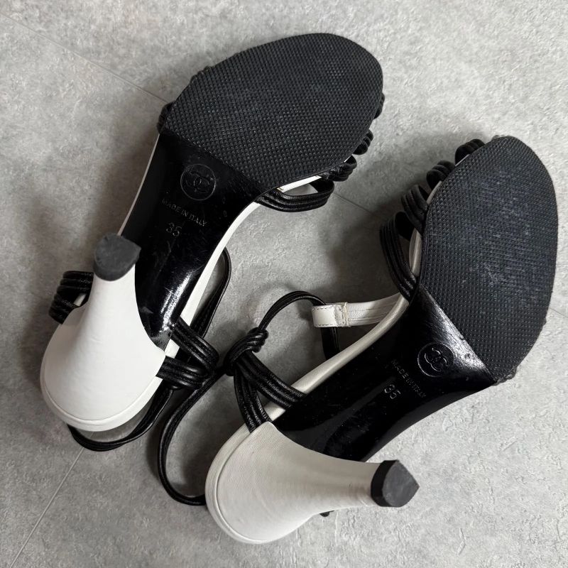Chanel Coco Mark Charm Braided Leather Sandals Black White Bicolor 35 22cm