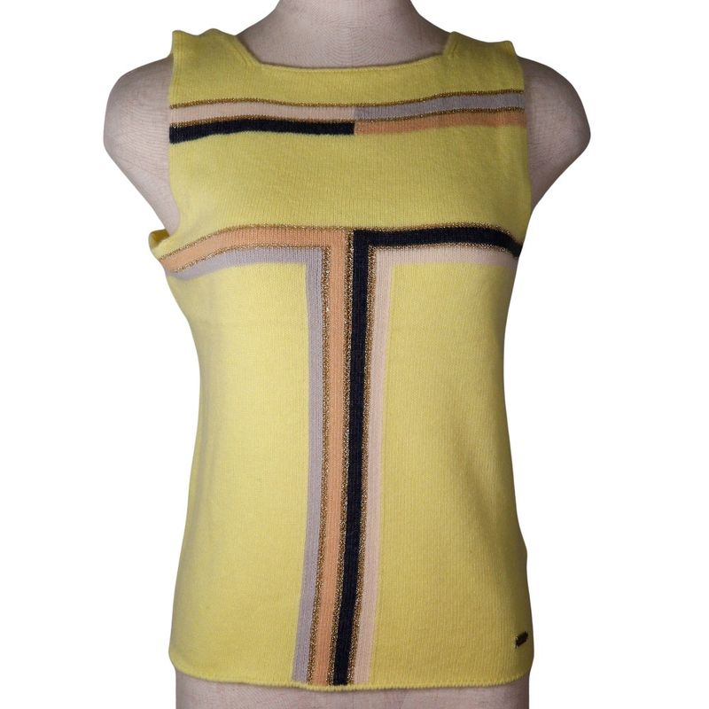 Chanel Sleeveless 01C P17019w02730 Cashmere X Rayon X Polyester Yellow Ladies