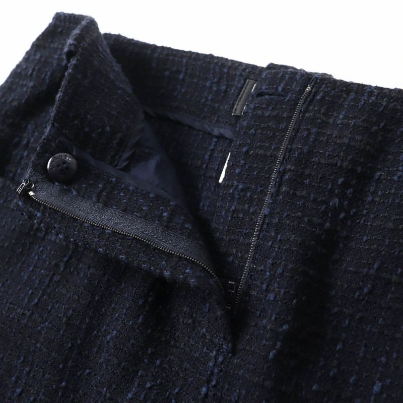 CHANEL 01P P17613 Wool Cotton Logo Plate Knee Length Tweed Skirt Navy Black 40