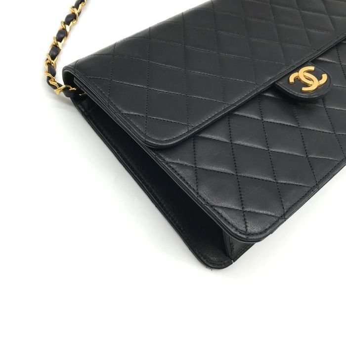 Chanel CC Logo Lambskin Leather Quilted Push Lock Chain Shoulder Bag Black