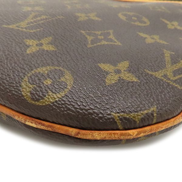 Louis Vuitton Shoulder Bag Pochette Bosfort Monogram Canvas Monogram Gold