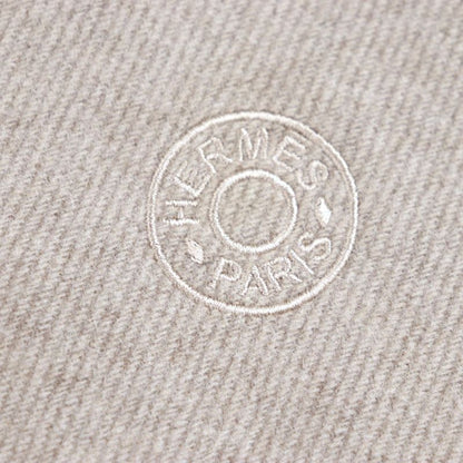  Hermes Circuit 24 100% Cashmere Chaine D'ancre Serie Button Embroidery