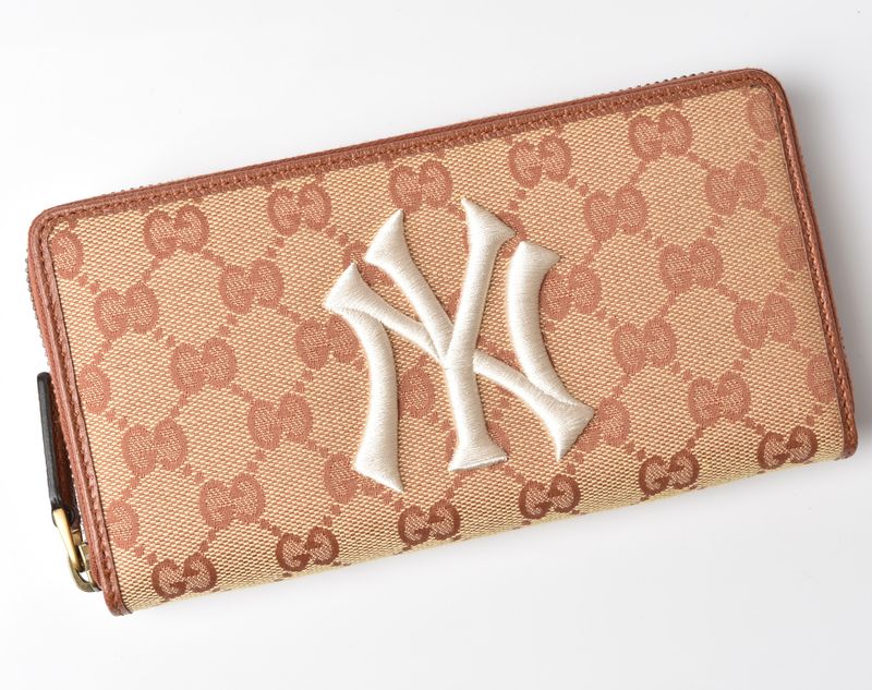 Unused Gucci Wallet Gucci Long Wallet New York Yankees Collaboration GG