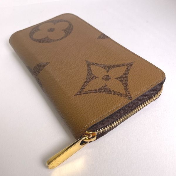 Louis Vuitton M69353 Monogram Giant Reverse Zippy Wallet