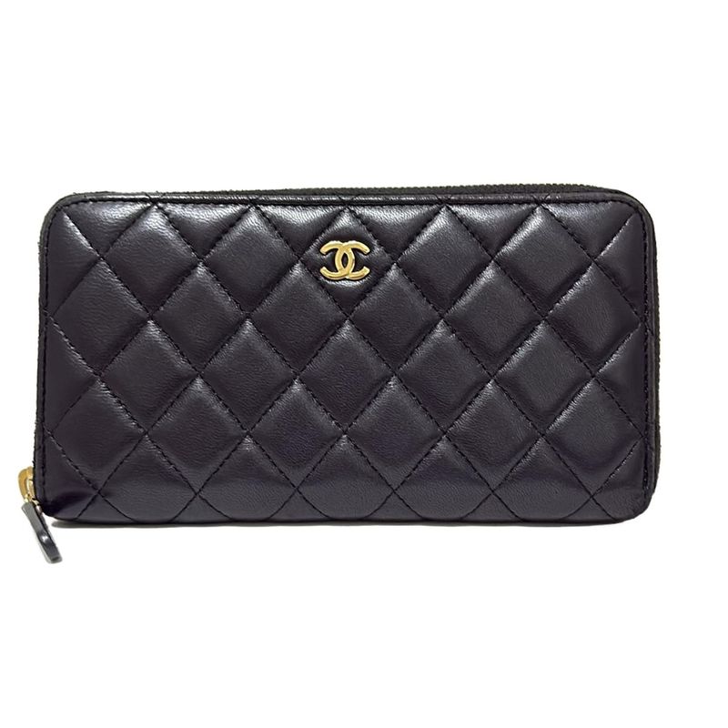 Chanel Long Wallet Matelasse Black And Gold Round Zipper/gold Hardware Lambskin