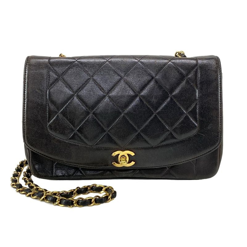 Chanel Shoulder Bag Diana Flap Matelasse A01165 Black Gold Hardware / Chain