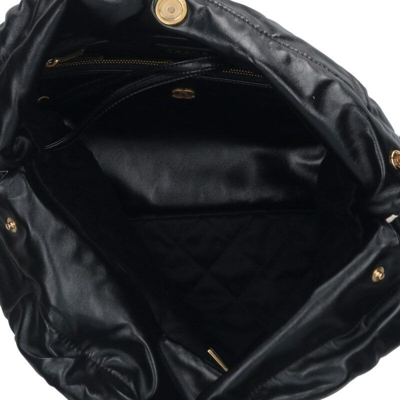 Chanel22 Small Shiny Calfskin Handbag Women