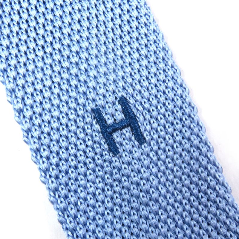 Hermes Tête À Tête Écestre Silk Horse Print Hose H Logo Knit Tie Light Blue