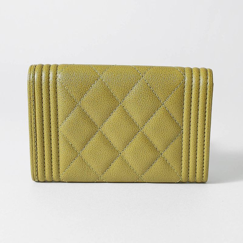 Chanel CARD CASE BOY Chanel CARD CASE Green