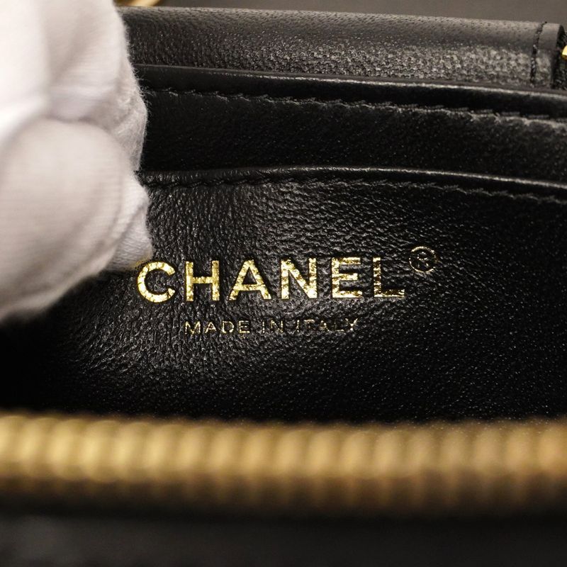 Chanel Vanity Bag Matelasse Lambskin Black Chien Pan Gold Hardware 2way Bag