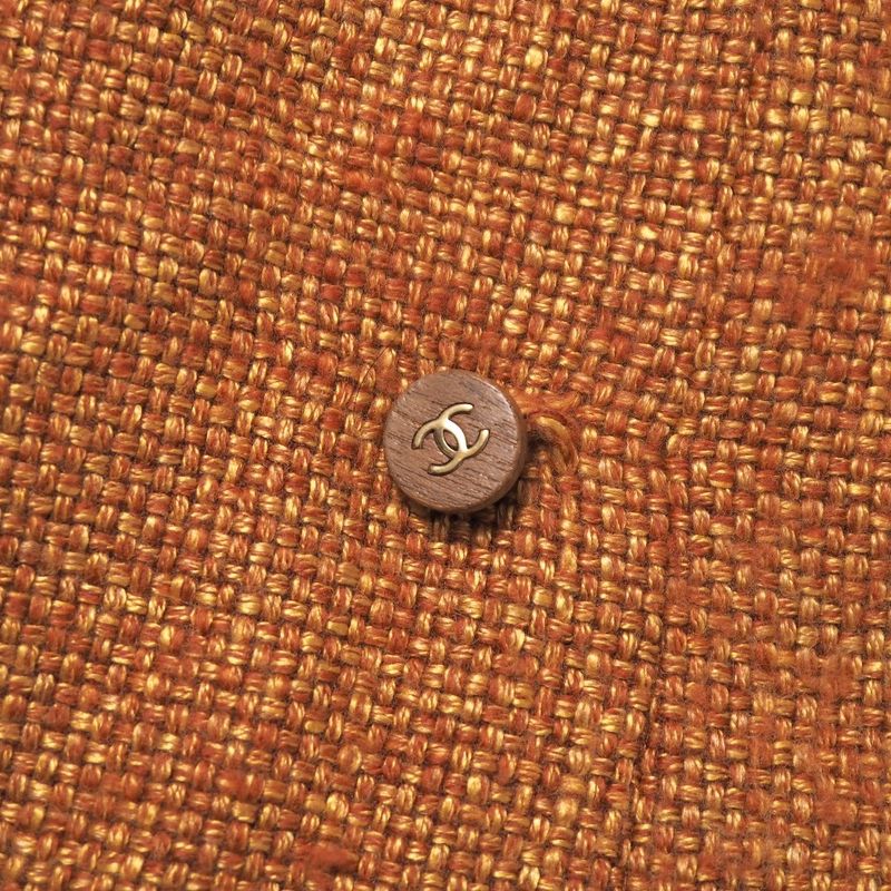 Chanel Skirt Size 34 01A CC Coco Mark Wood Button Tweed Fringe Knee Length Wrap