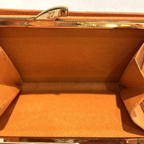 Louis Vuitton Epi Portefeuille Viennois M6324h Clasping Bifold Wallet Women