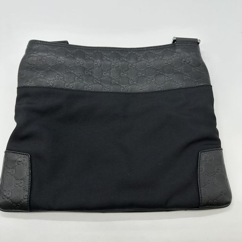 Gucci 161822 Guccissima Shoulder Bag Black Leather Women Men Fashion