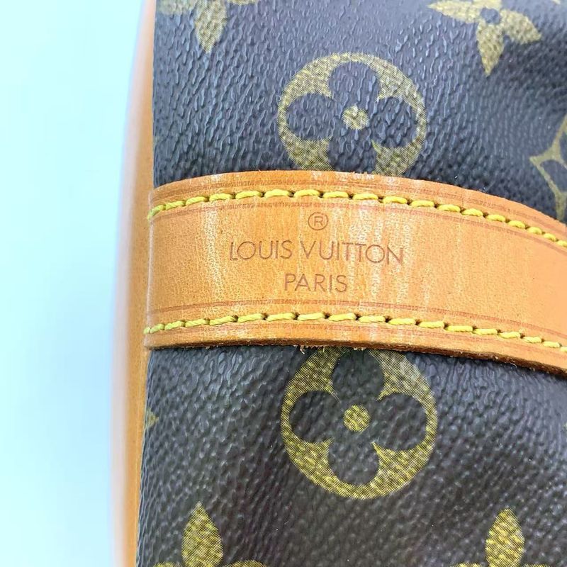 Louis Vuitton Petite Noe Monogram Leather × PVC Brown Shoulder Bag Gold M42226