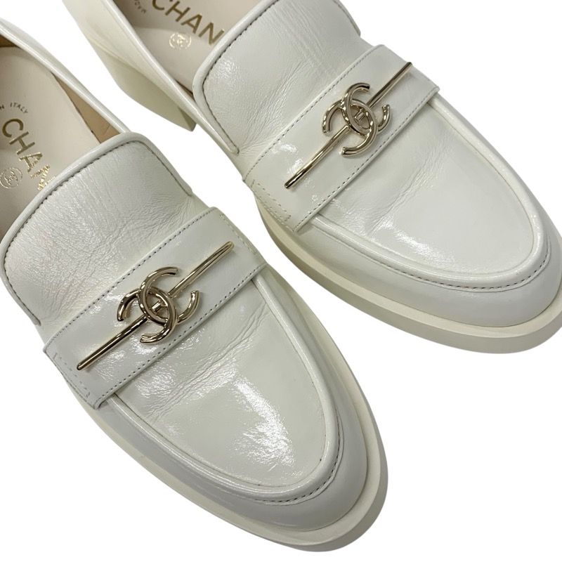 Chanel Loafer Leather Shoes Leather White Gold Here Mark