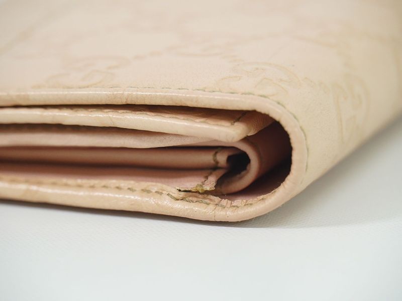 Authentic Gucci Shimmer Leather Long Wallet Long Wallet Pink 190336 Wallet