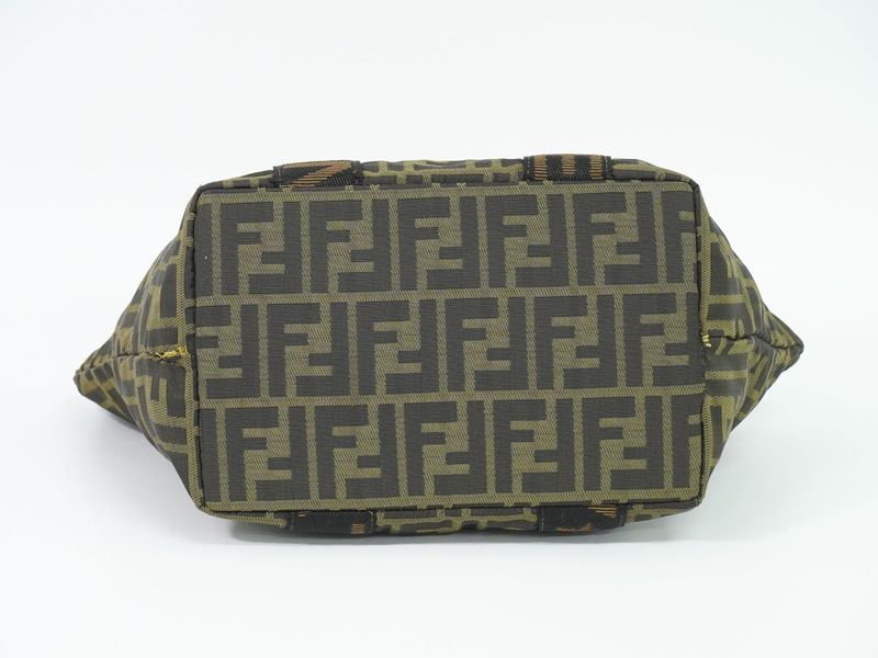 Authentic Fendi Zucca Tote Handbag Canvas Brown 26525 Zucca Bag Pre-owned