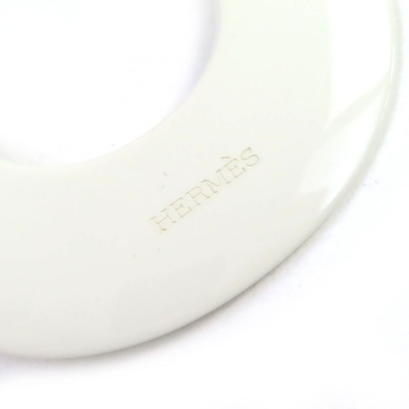 Hermes Cara Buffalo Horn Pendant Necklace Accessory White Dark Brown Ladies