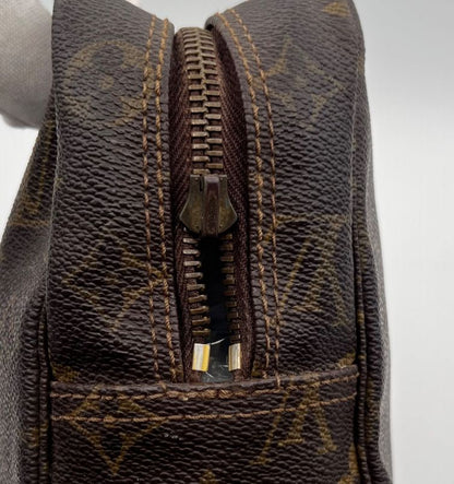 Louis Vuitton Pouch Trousse Toilette 28 Clutch Bag Monogram M47522 05bs210