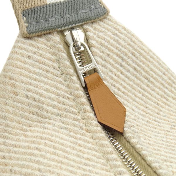 Hermes Pouch Brid a Black Au Carré PM Wool Sègre Silver Hardware Handbag Vanity