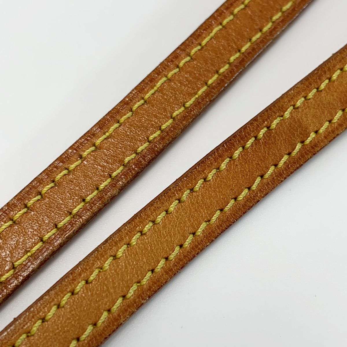 Louis Vuitton Leather Beige 120cm (47.24in) Shoulder Strap Bag Accessories