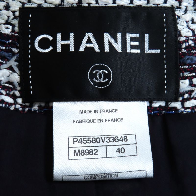 CHANEL P45580v33648 Cotton Lined 100% Silk Tweed Collarless Jacket With Coco
