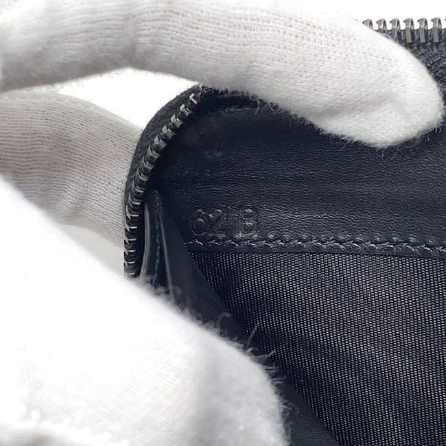 Prada Round Zipper Long Wallet F22959 Black NERO