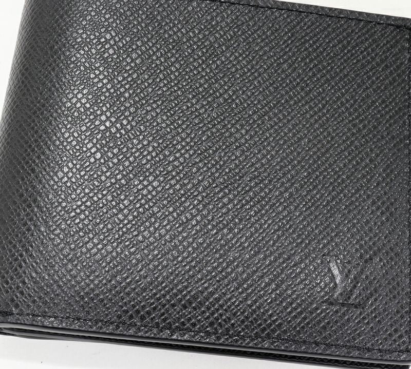 Louis Vuitton Taiga Noir Black Portefeuille Amerigo NM M62045 Folding Wallet