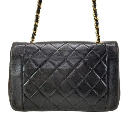 Chanel Shoulder Bag Diana Flap Matelasse A01165 Black Gold Hardware / Chain