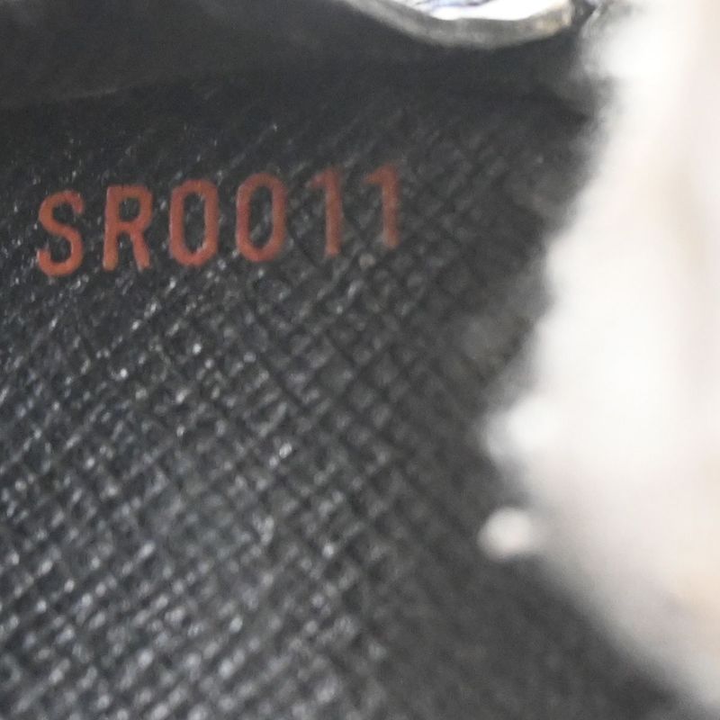 Louis Vuitton Pochette Homme Clutch Bag Epi Black 05kb044