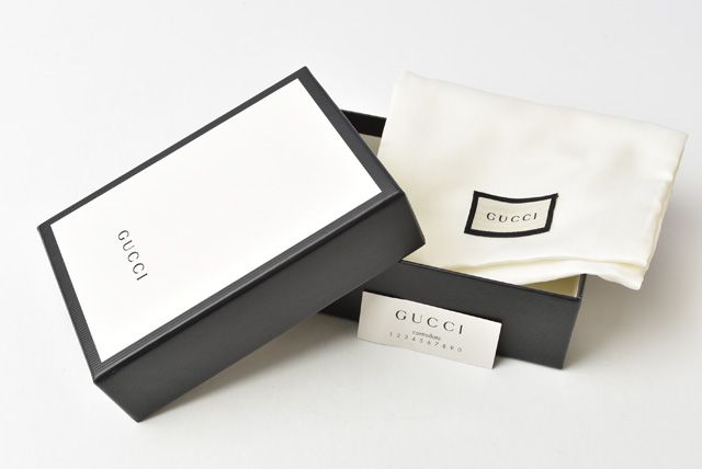 Unused Gucci Mini Wallet Coin Case Fold Wallet 499783 GG Marmont Rhinestone