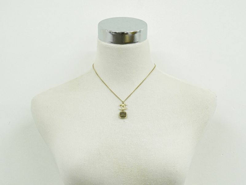 Authentic Chanel Coco Mark Necklace Pendant GP Gold Plated Chien Pan Gold Beige
