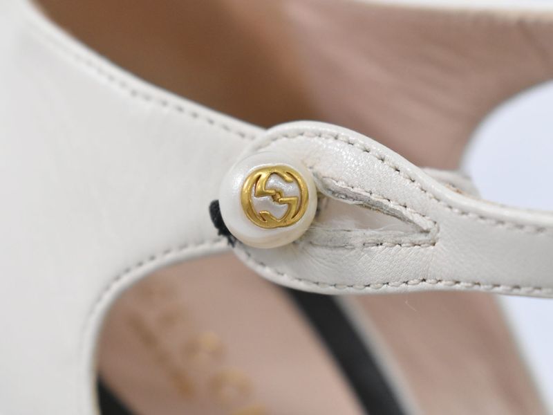 Authentic Gucci Interlocking G Faux Pearl Pumps Heels 38 Leather Ivory Women's