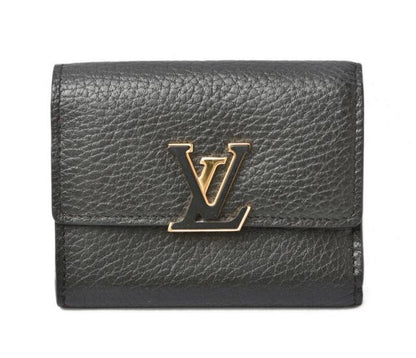 Louis Vuitton Wallet Louis Vuitton Portefeuille Capucines XS Taurillon Noir