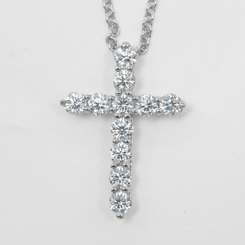 Tiffany & Co Small Cross Pt950platinum × Diamond Ladies 3.54g Necklace