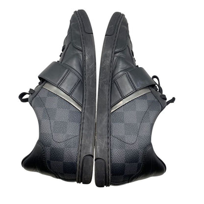 Em0441 Louis Vuitton Graphite Low Cut Sneakers Size 7 Preowned