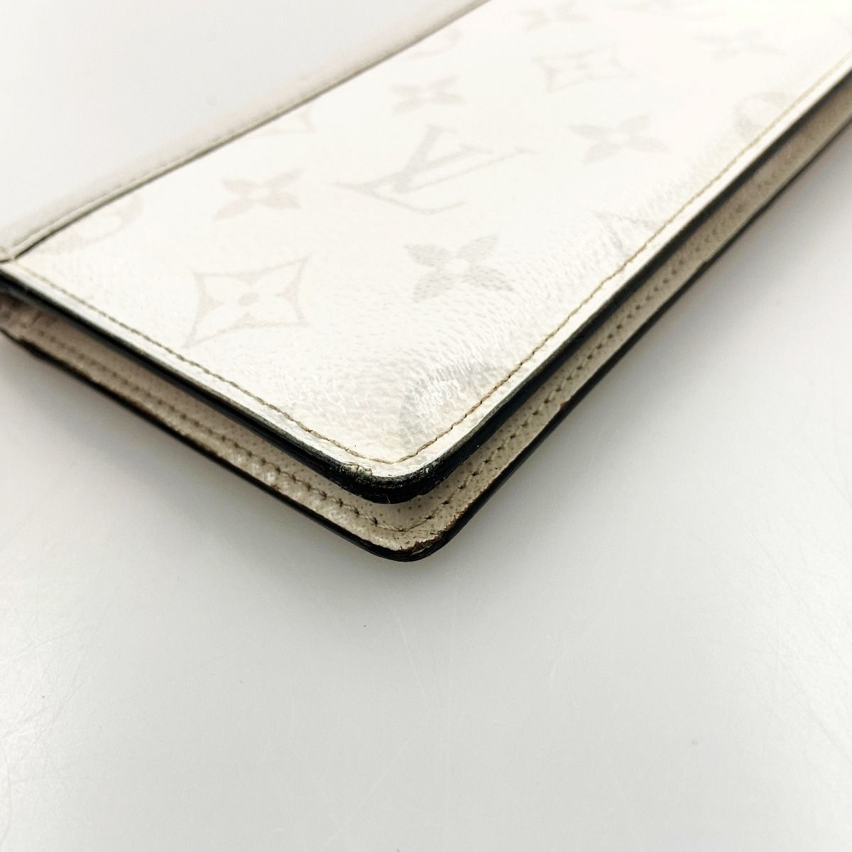 Louis Vuitton Portefeuille Brother Nm Taiga Llama Bifold Long Wallet M30889